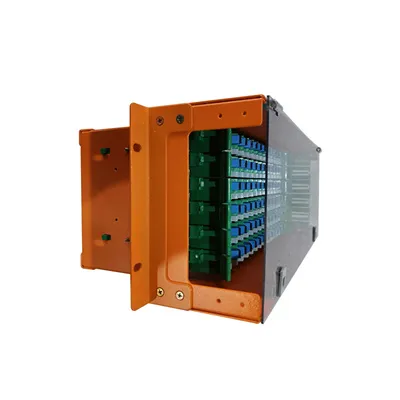 How to check the working voltage of solar panels